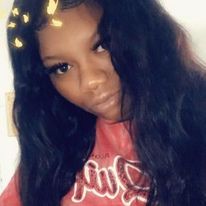 Meet your Posher, Kalani